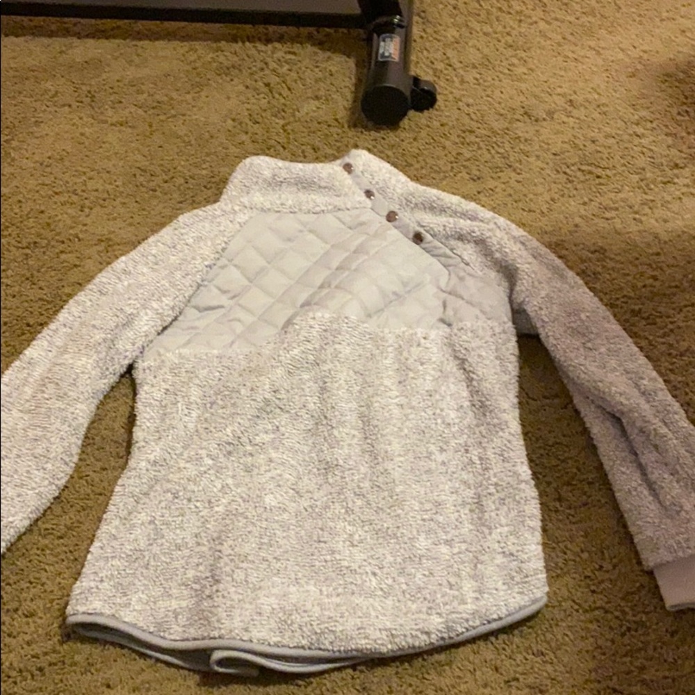 Greg fleece pullover. New without tags.